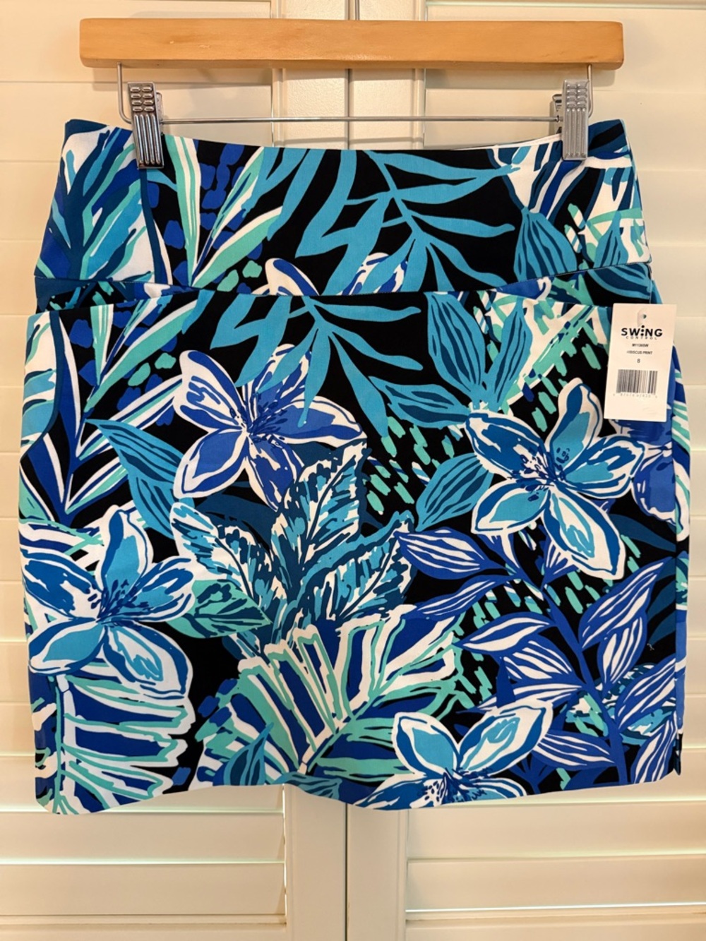 Blue hibiscus Women's Swing Contol golf skirt - tummy control